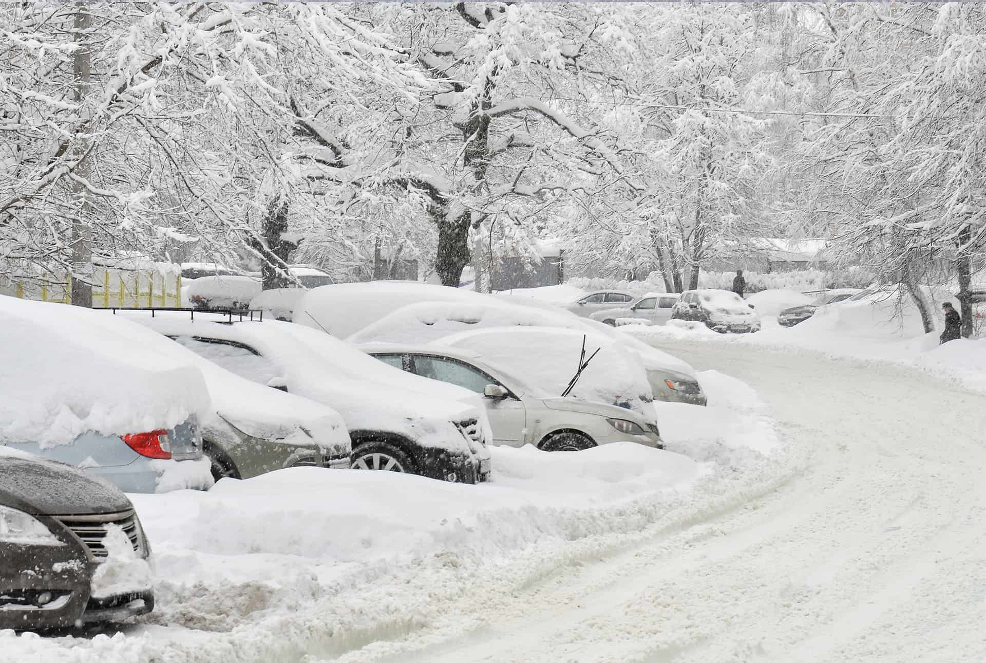 safety tips for winter storms 1021754668