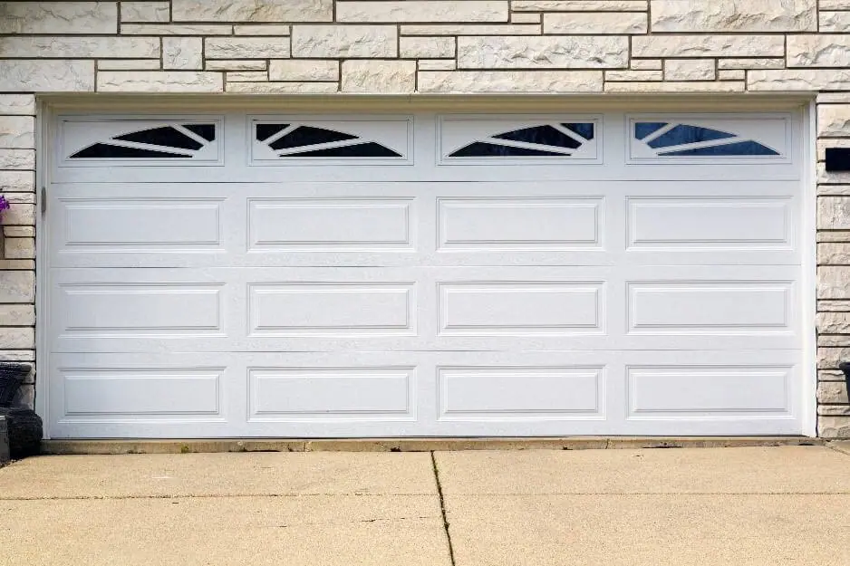 Get Rid of a Squeaky Garage Door With Garage Door Lubricant! - WD-40 Canada
