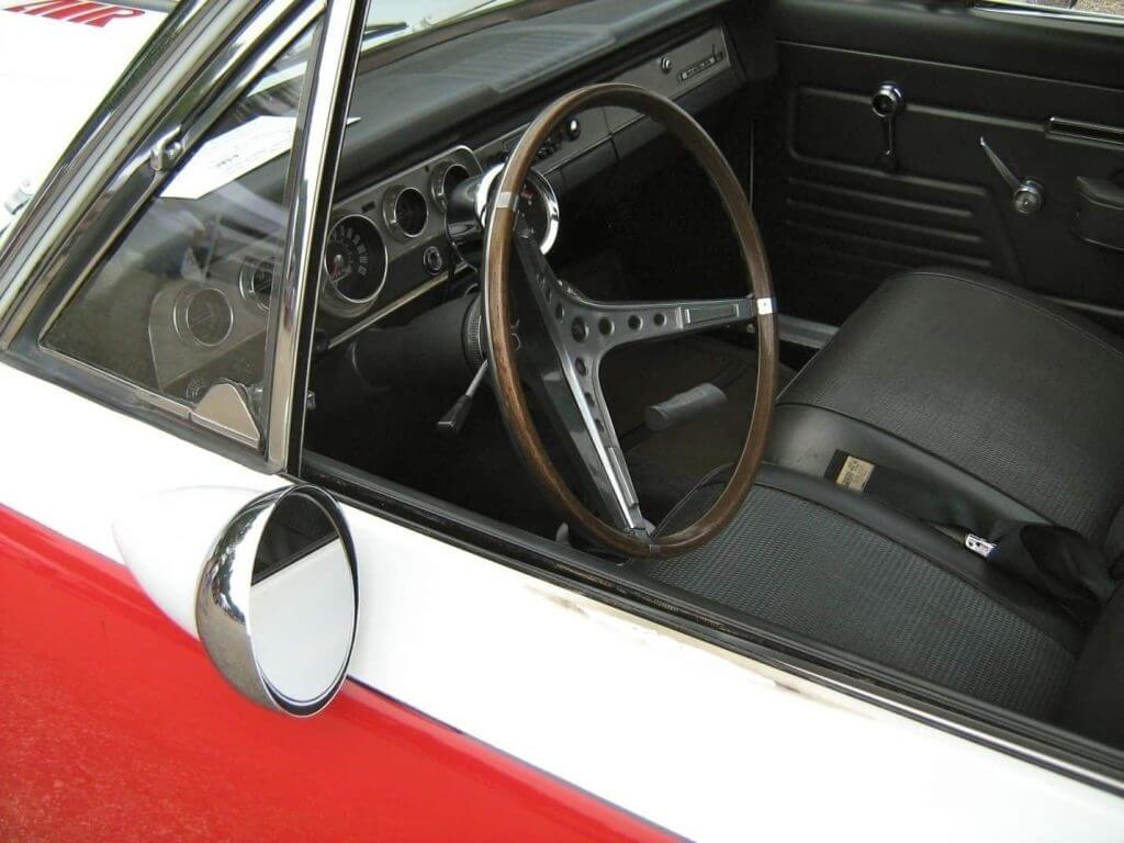 A Guide to Replacing Your Car Window Rubber Seals WD40 Canada