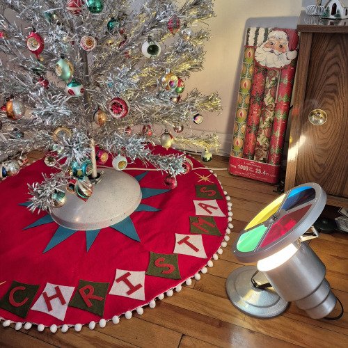 Vintage Christmas color wheel restoration