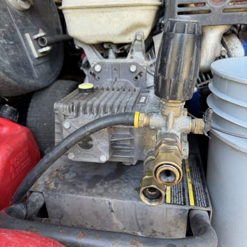 Pressure washing machine